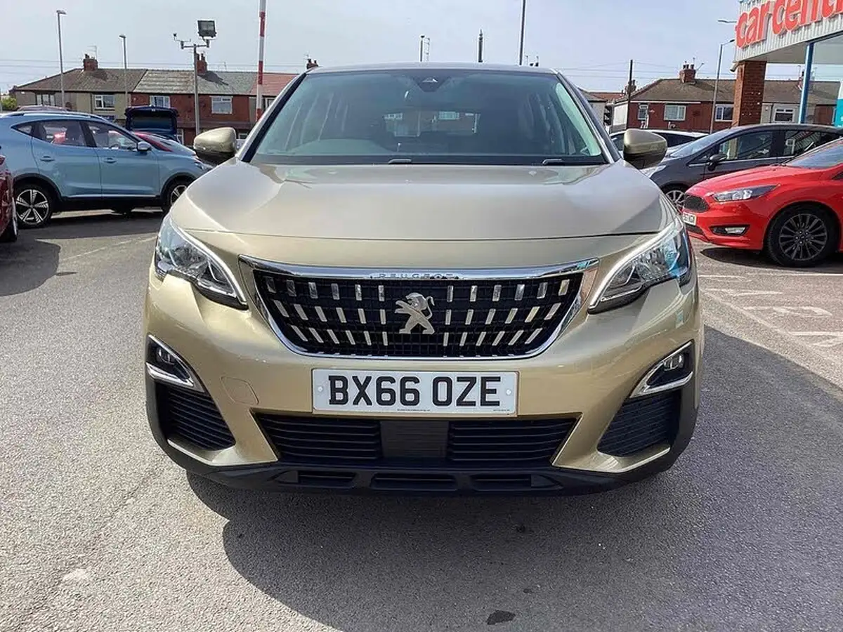 2019-peugeot-3008-suv-big-22