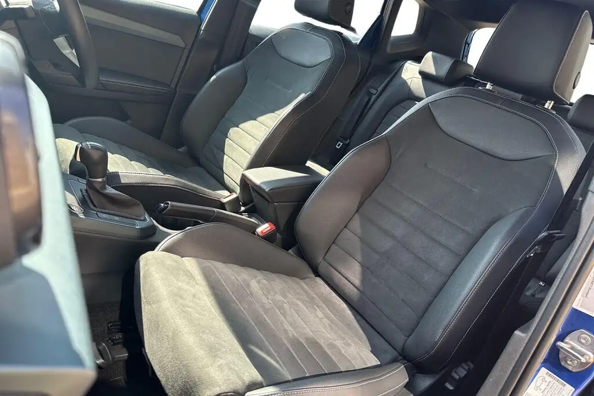 2022-seat-arona-10-tsi-xperience-lux-dsg-big-18