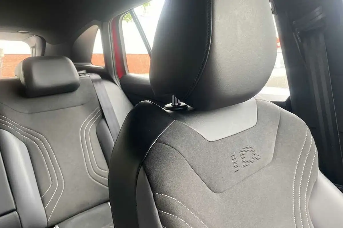 2022-volkswagen-id4-e-life-148ps-52kwh-pure-performance-big-27
