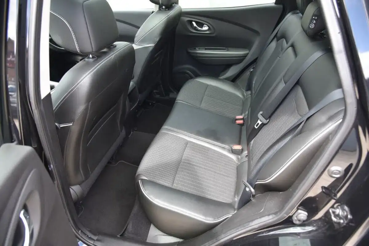 2016-renault-kadjar-16dci-signature-nav-4x4-big-23