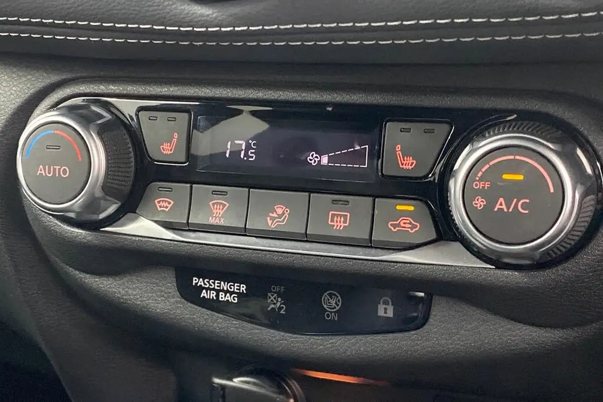 2020-nissan-juke-10-dig-t-tekna-117ps-big-26