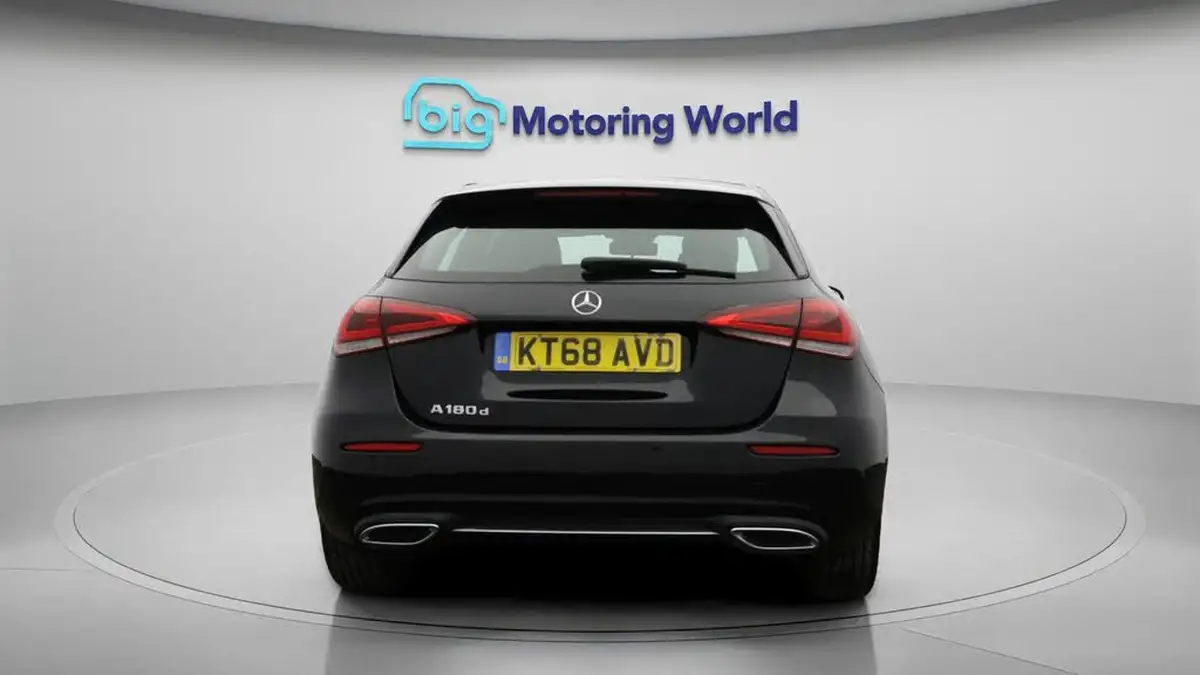 2018-mercedes-benz-a-class-15d-a180d-sport-116ps-ss-hatchback-5d-7g-dct-big-6