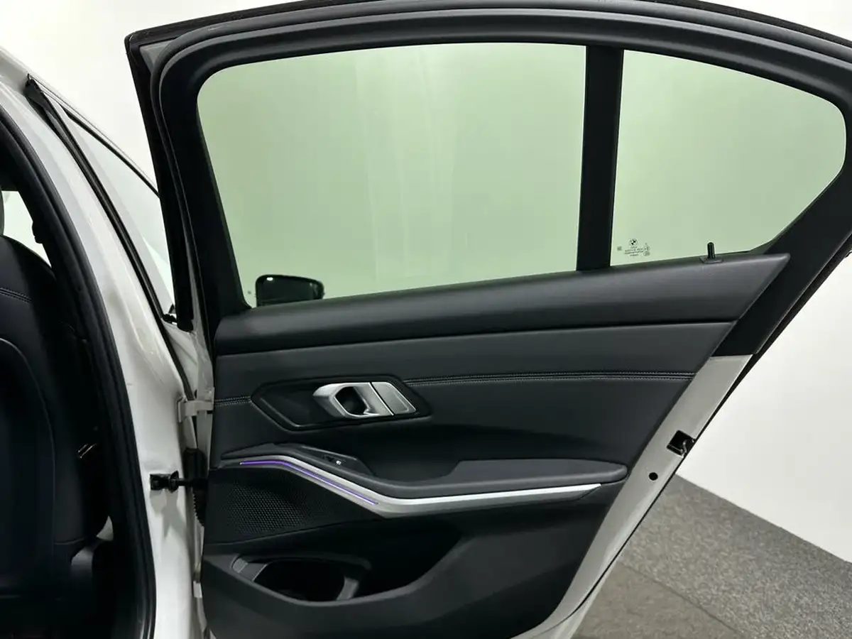 2020-bmw-3-series-20-320i-m-sport-tu-saloon-4d-big-41