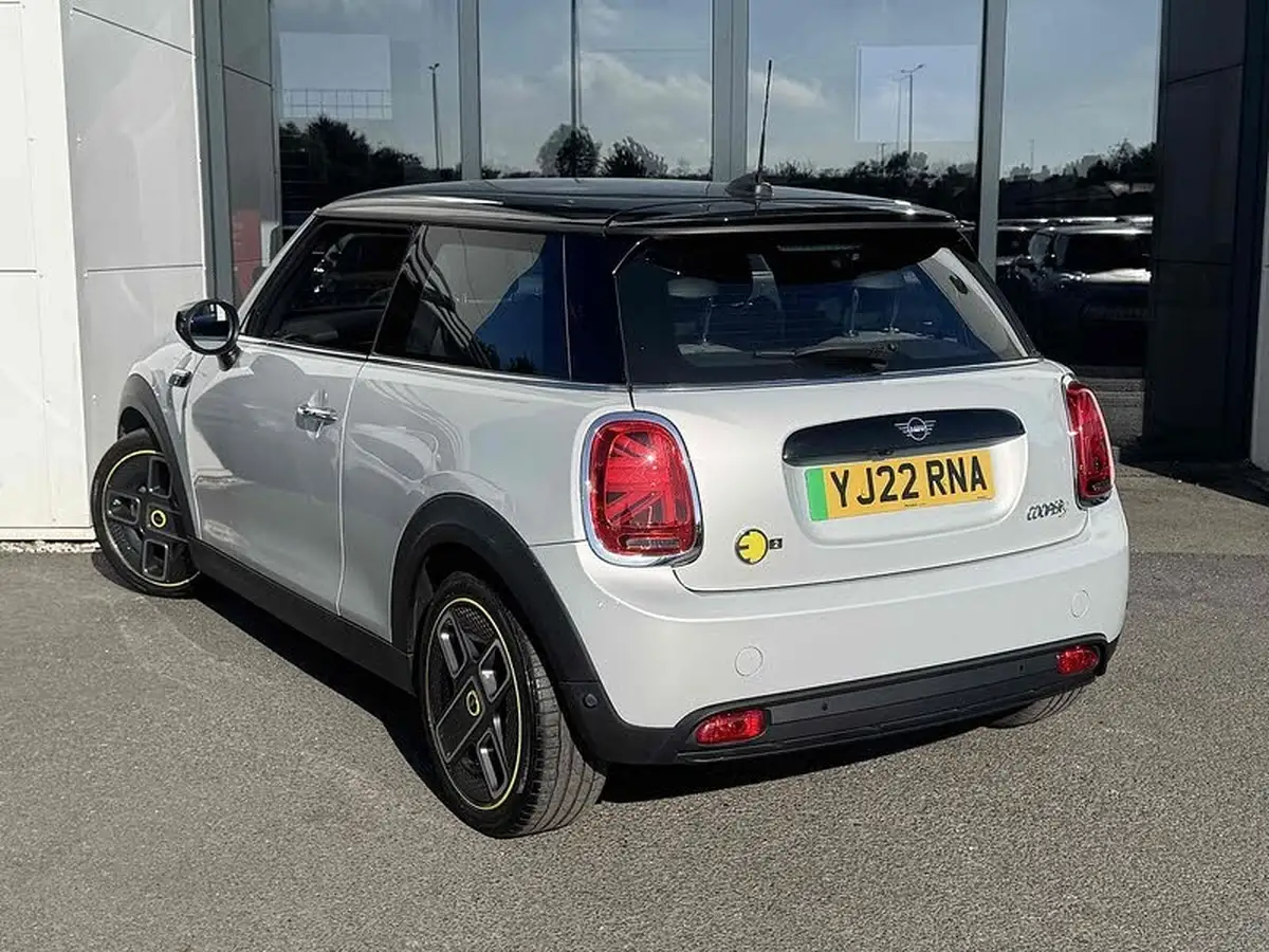 2022-mini-cooper-e-cooper-s-2-big-1