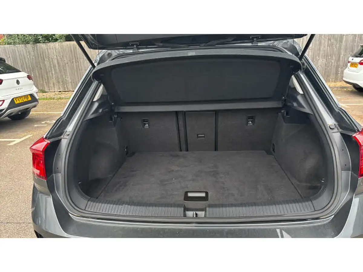 2019-volkswagen-t-roc-15-tsi-se-dsg-big-3