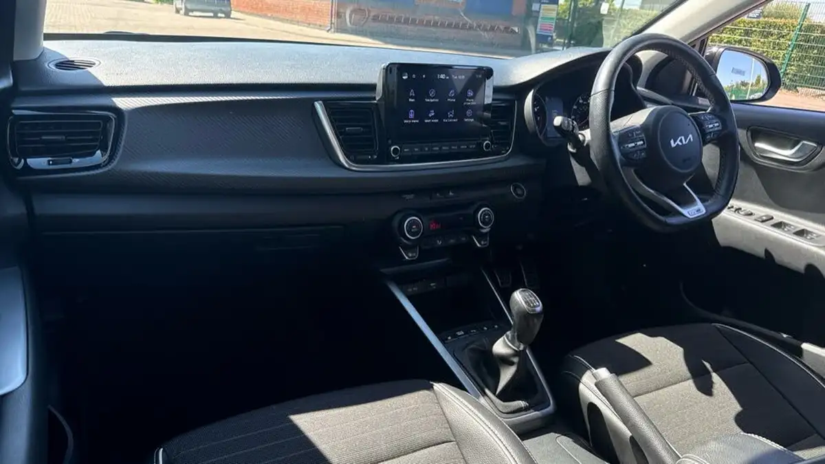 2022-kia-rio-10-t-gdi-gt-line-s-big-2