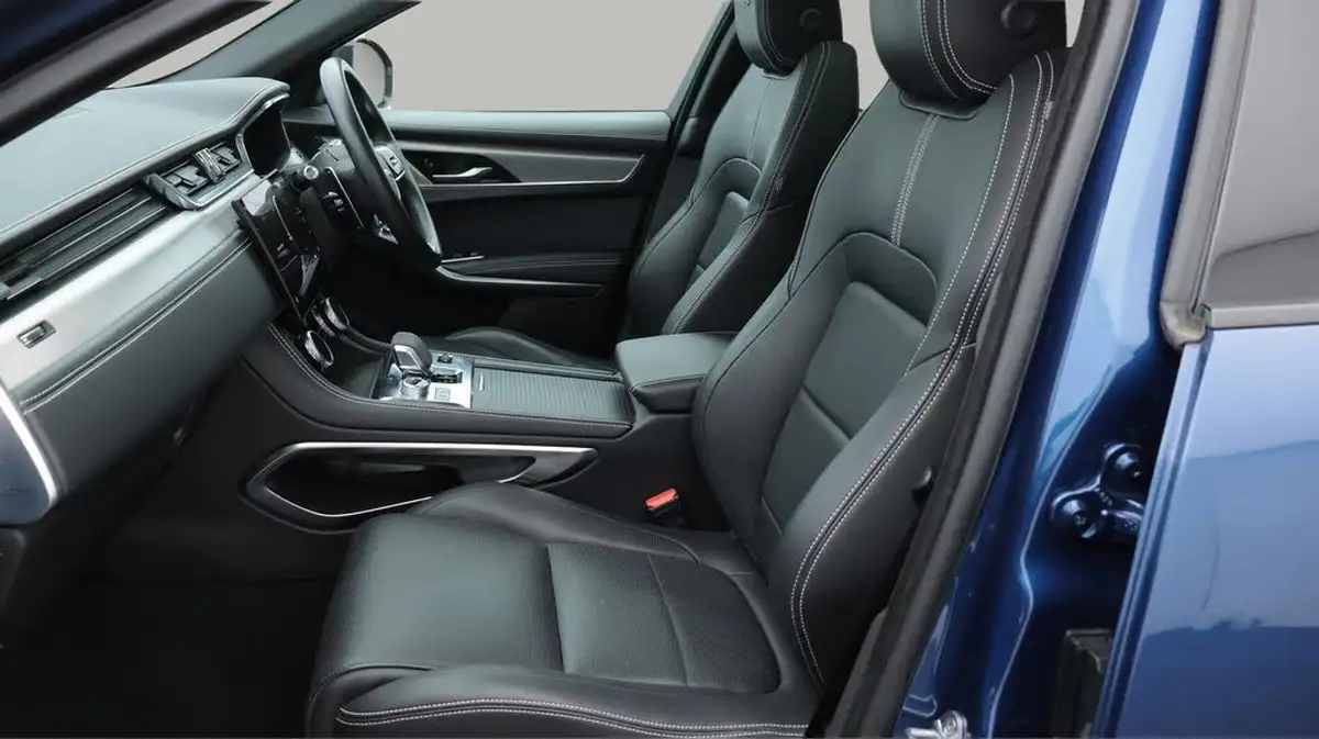 2021-jaguar-f-pace-20-p250-r-dynamic-se-big-14