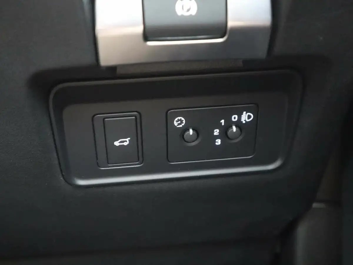2021-land-rover-range-rover-evoque-20-d165-evoque-big-33