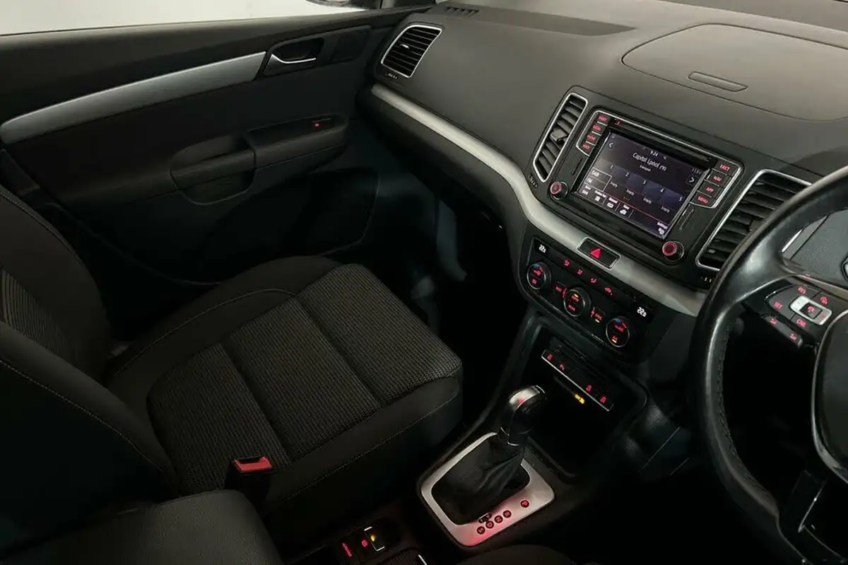 2019-volkswagen-sharan-14-tsi-se-nav-1395cc-dsg-big-19
