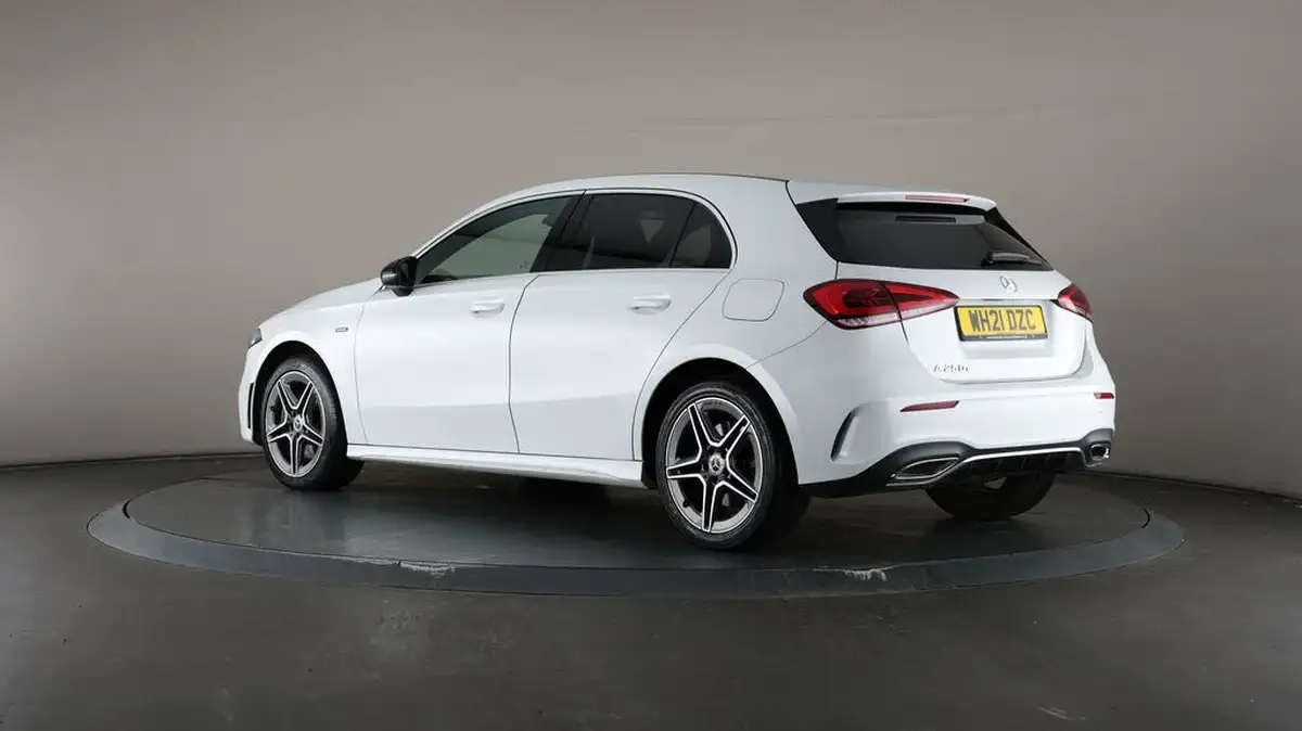 2021-mercedes-benz-a-class-13-a250e-amg-line-hatchback-5d-big-73