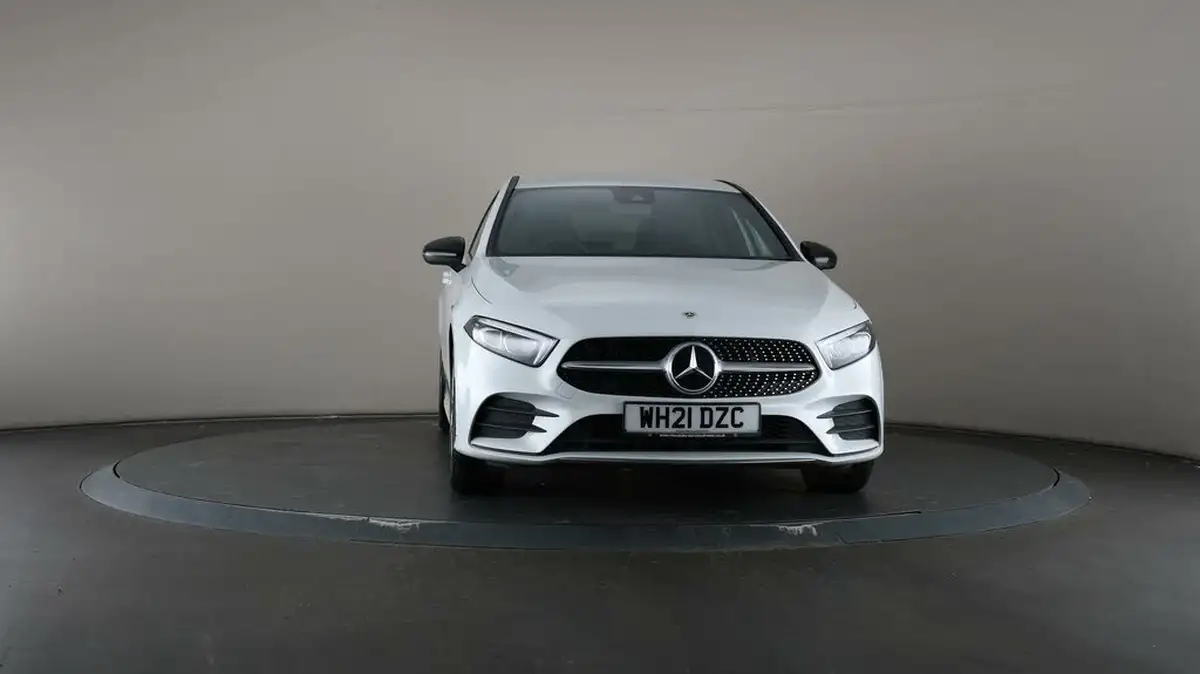2021-mercedes-benz-a-class-13-a250e-amg-line-hatchback-5d-big-49
