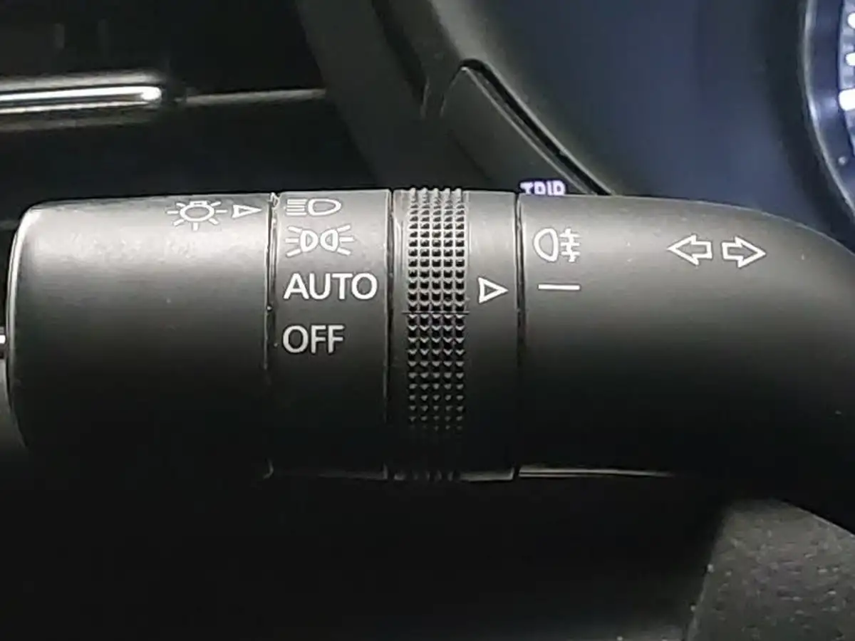 2021-mazda-mazda3-20-sport-lux-122ps-hatchback-5d-big-15