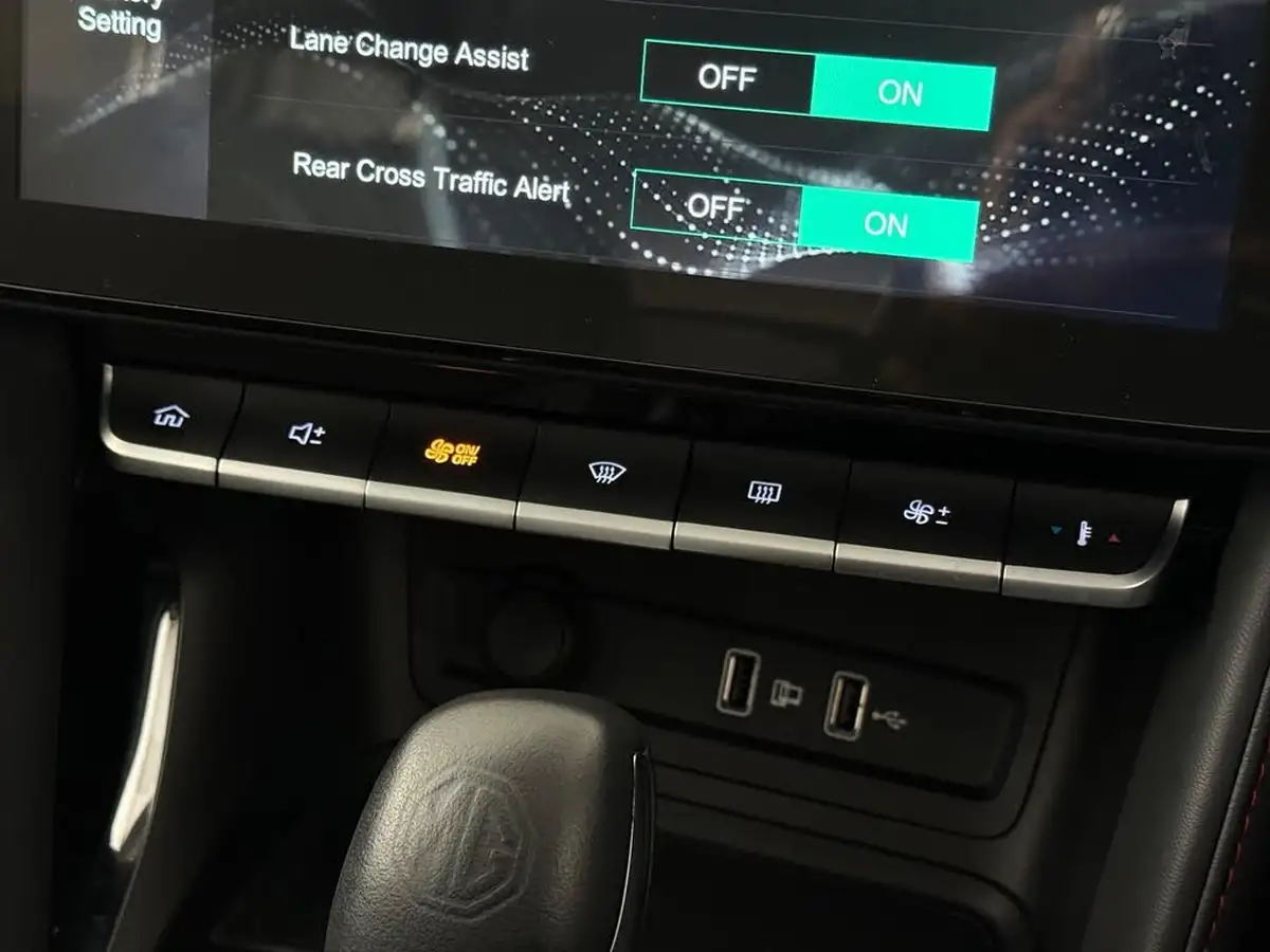 2022-mg-zs-suv-10t-gdi-exclusive-auto-big-37