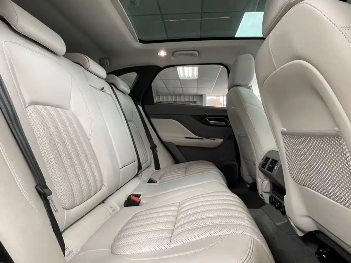 2017-jaguar-f-pace-20-i4d-portfolio-180ps-awd-auto-big-27