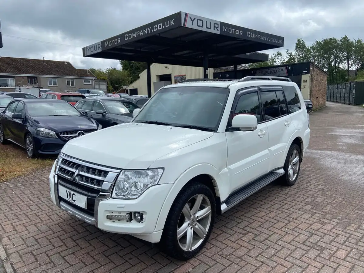 2016-mitsubishi-shogun-32td-sg4-187bhp-big-0