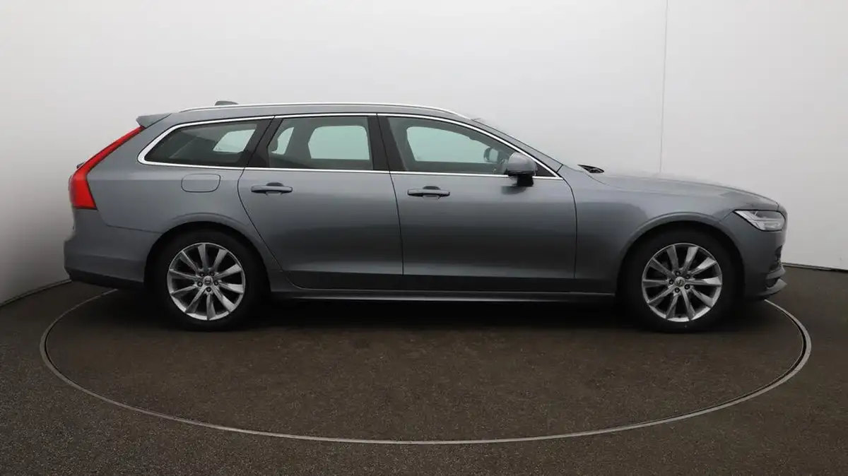 2019-volvo-v90-20-t4-momentum-plus-big-47