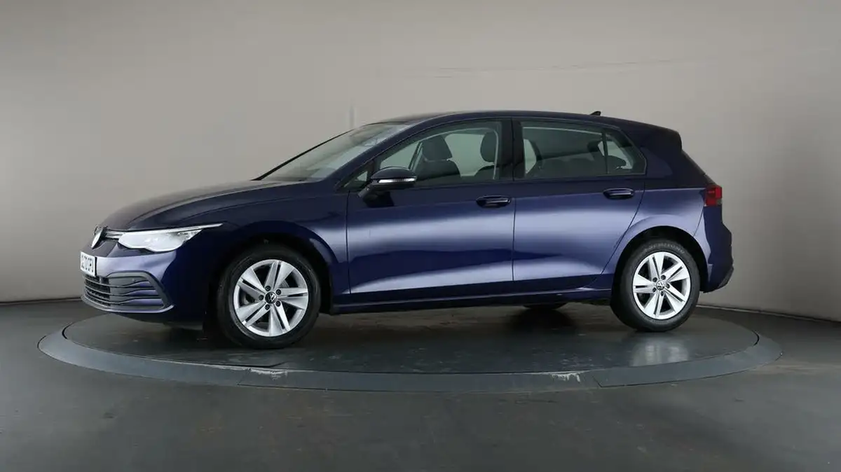 2022-volkswagen-golf-15-tsi-life-130ps-hatchback-big-38