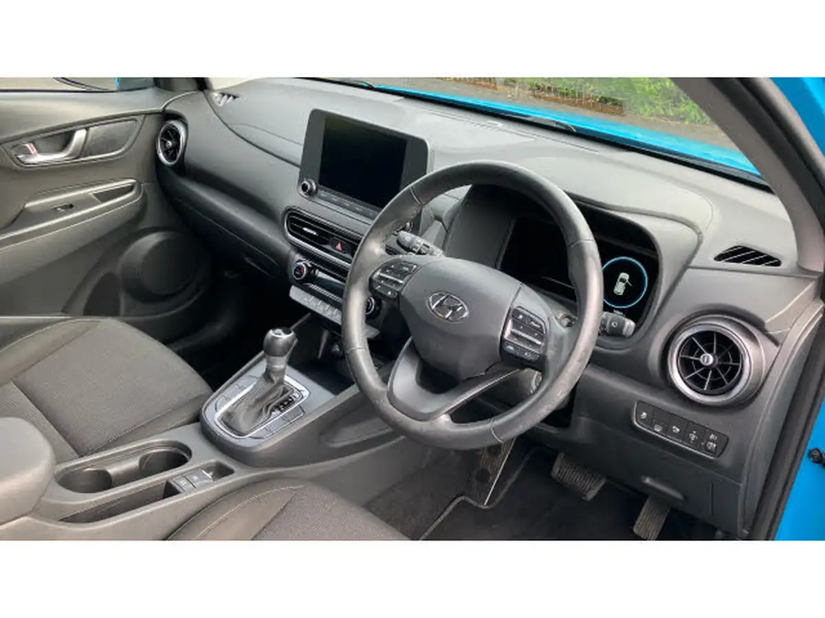 2022-hyundai-kona-16-gdi-se-connect-big-10