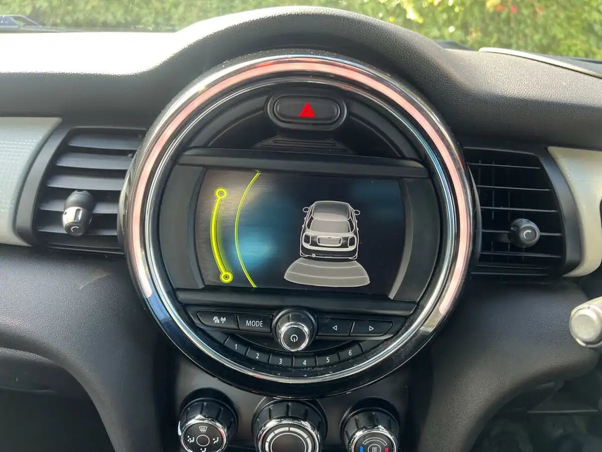 2016-mini-cooper-20td-cooper-sd-170bhp-ss-hatchback-5d-big-13