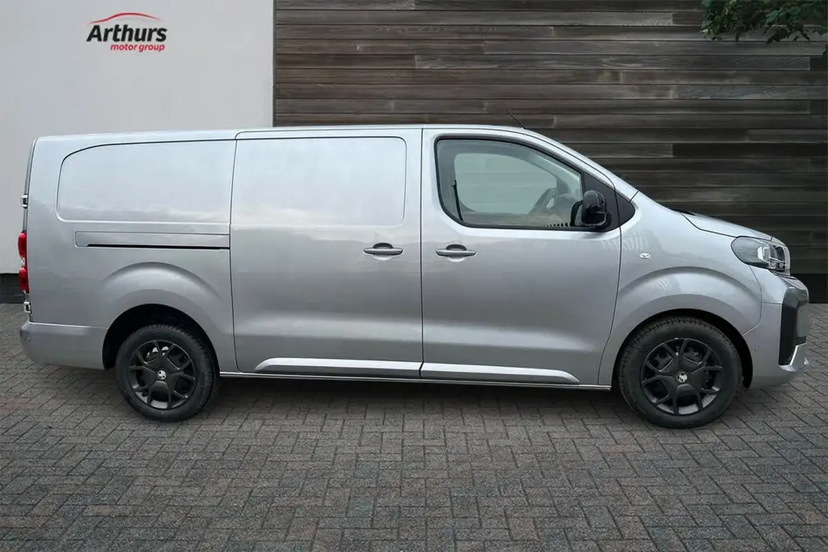 2024-vauxhall-vivaro-20td-xl-pro-big-1