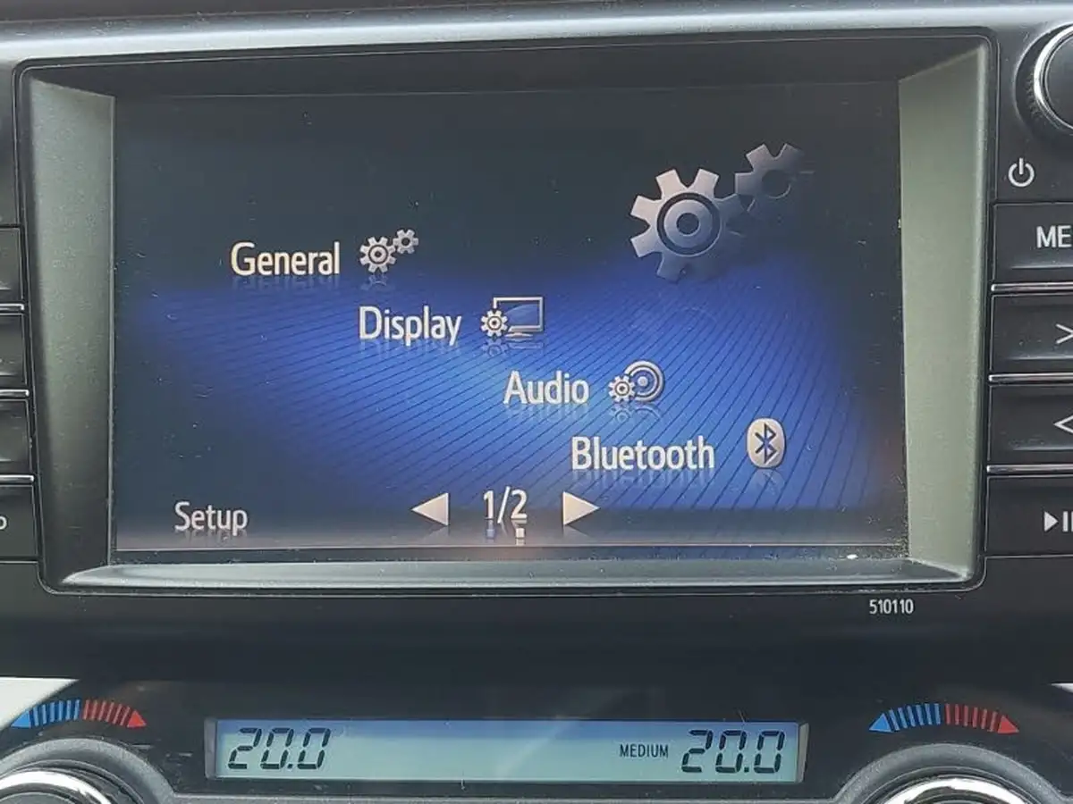 2017-toyota-rav4-25-vvt-i-icon-big-16