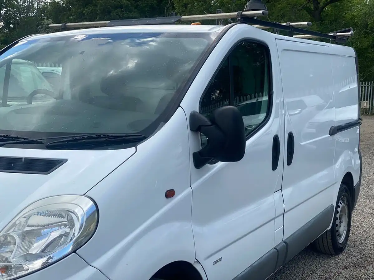2014-vauxhall-vivaro-20td-2900-swb-115ps-panel-van-big-26