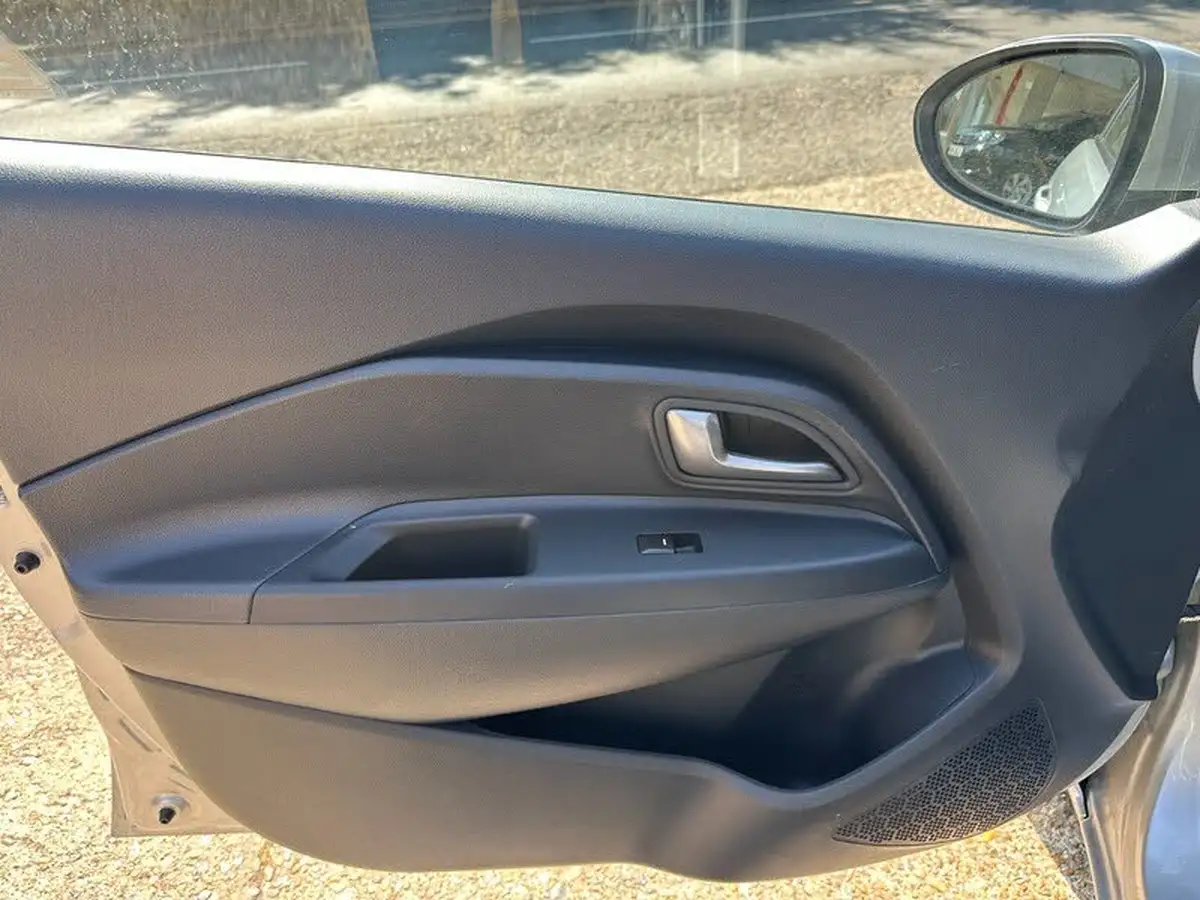 2015-kia-rio-125-1-air-big-15