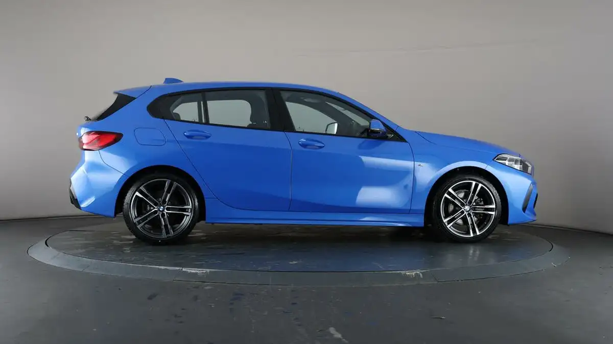 2022-bmw-1-series-15-118i-m-sport-lcp-big-62