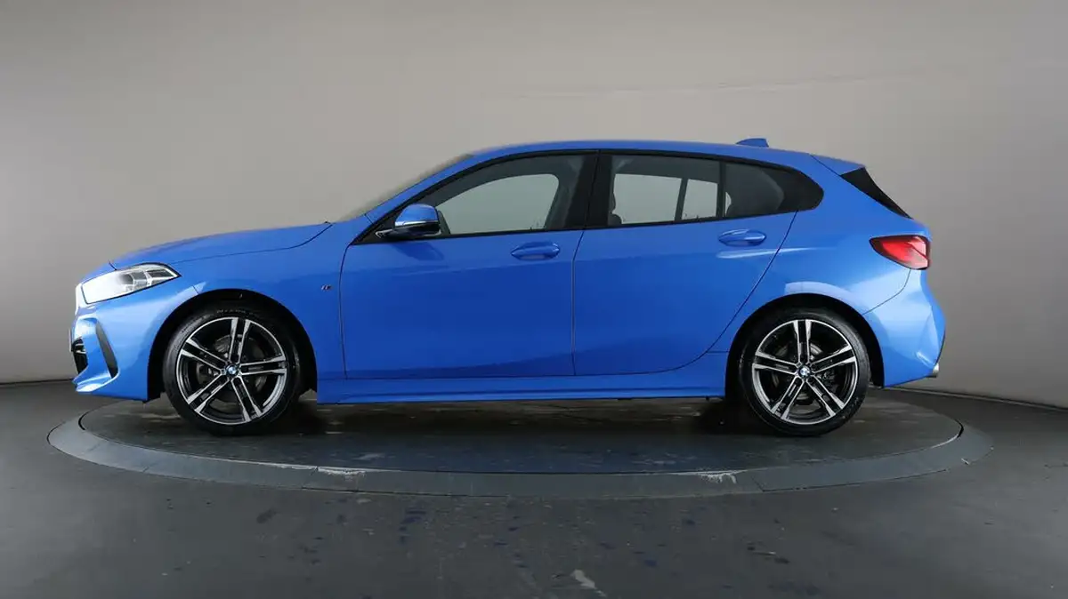 2022-bmw-1-series-15-118i-m-sport-lcp-big-38