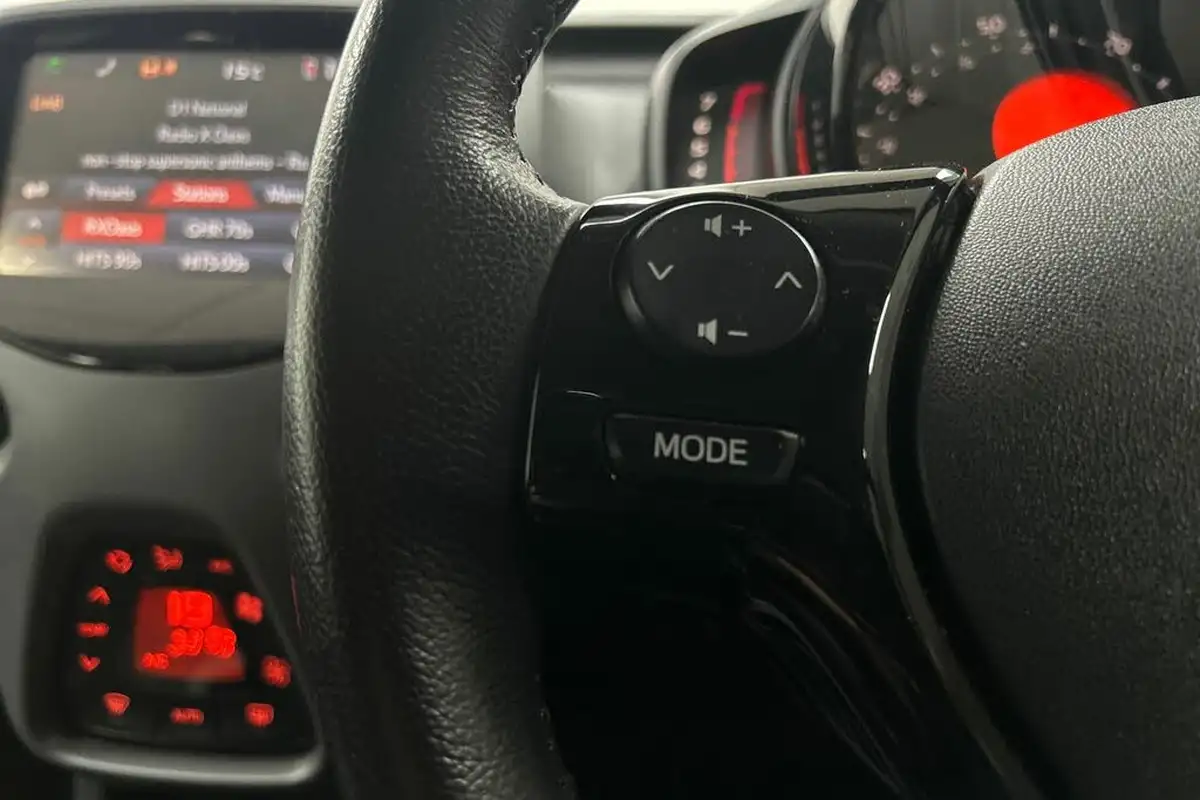 2019-toyota-aygo-10-vvt-i-x-plore-big-7