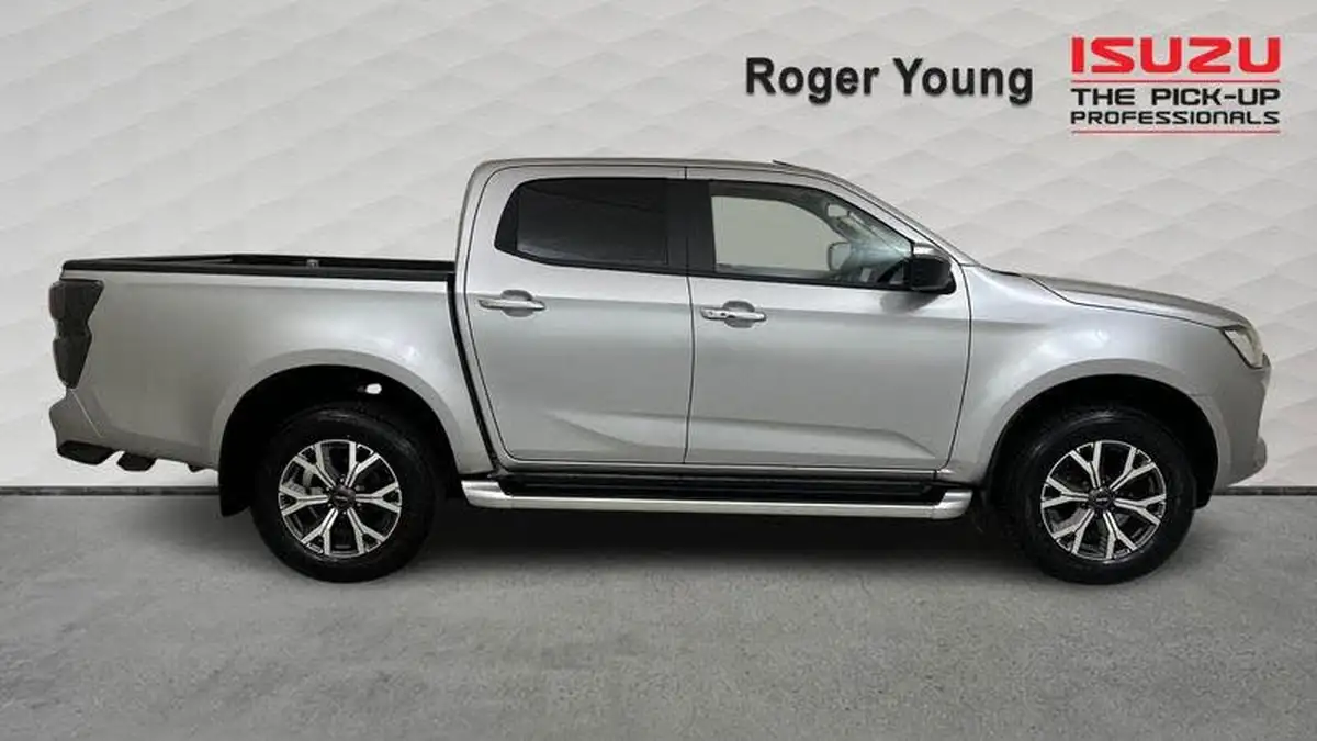 2024-isuzu-d-max-19td-dl40-auto-big-4