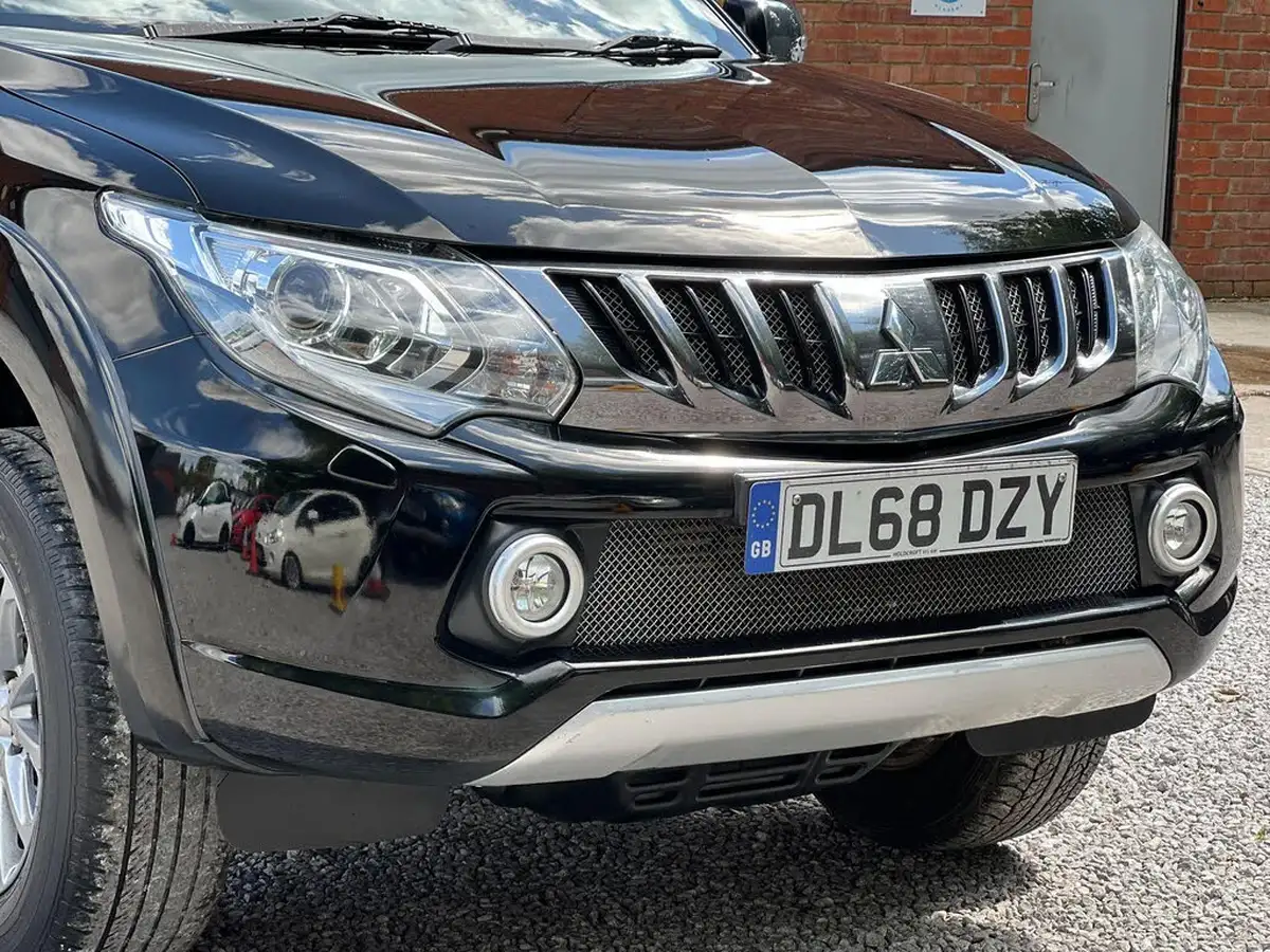 2018-mitsubishi-l200-24di-d-barbarian-eu6b-auto-big-44