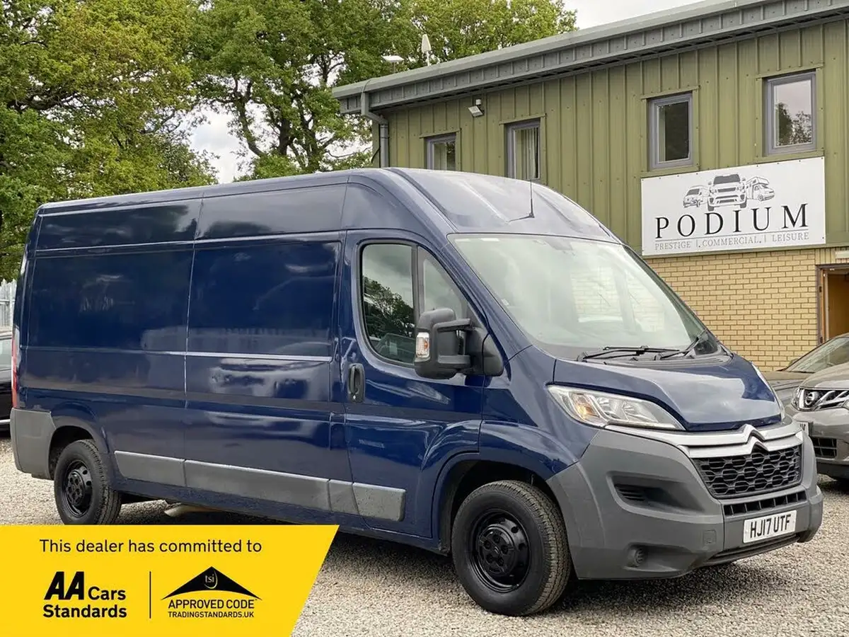 2017-citroen-relay-20bluehdi-35-l3h2-enterprise-130eu6-big-0