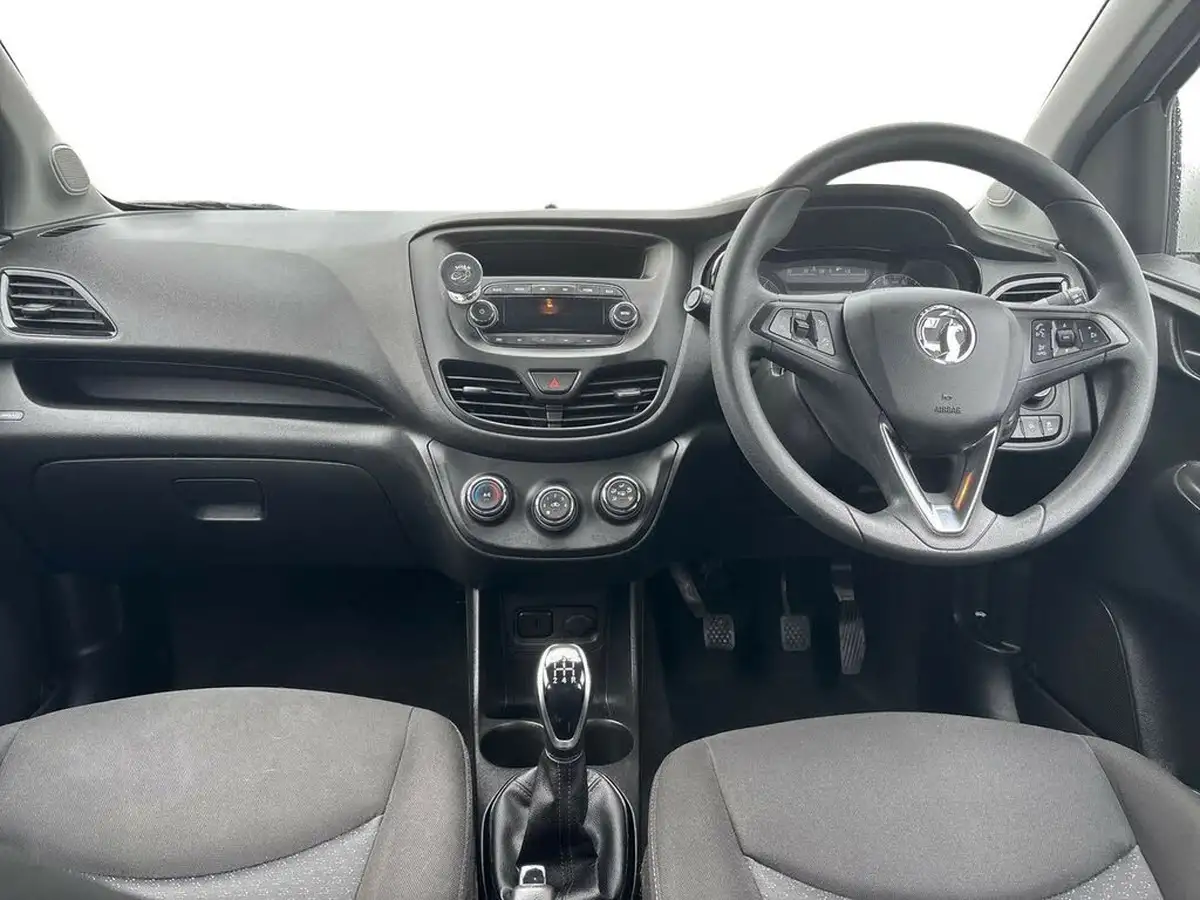 2017-vauxhall-viva-big-12
