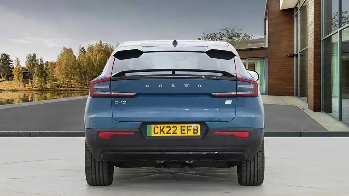 2022-volvo-c40-e-twin-recharge-pro-big-3