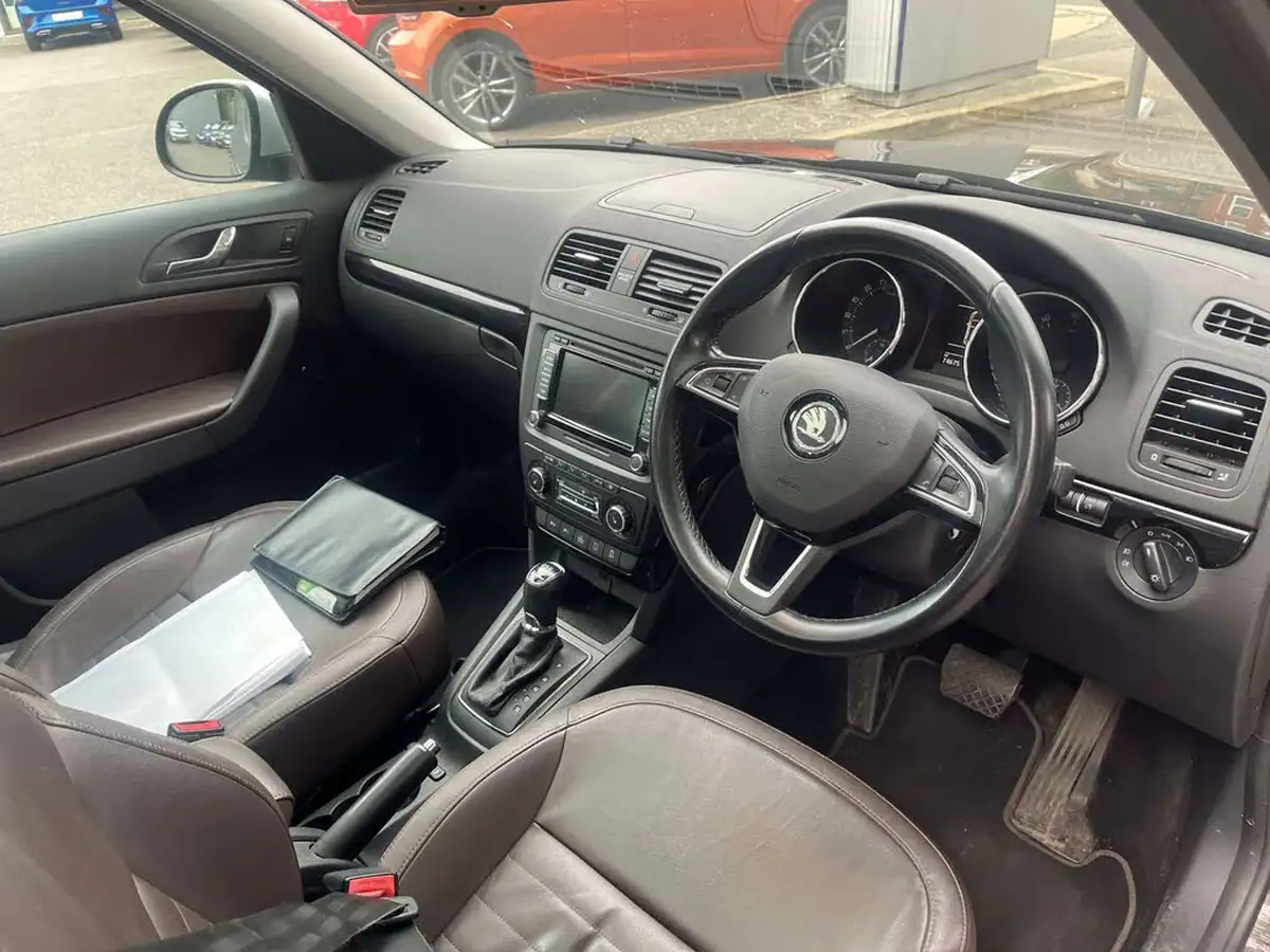 2014-skoda-yeti-outdoor-20tdi-laurin-klement-170ps-dsg-big-2