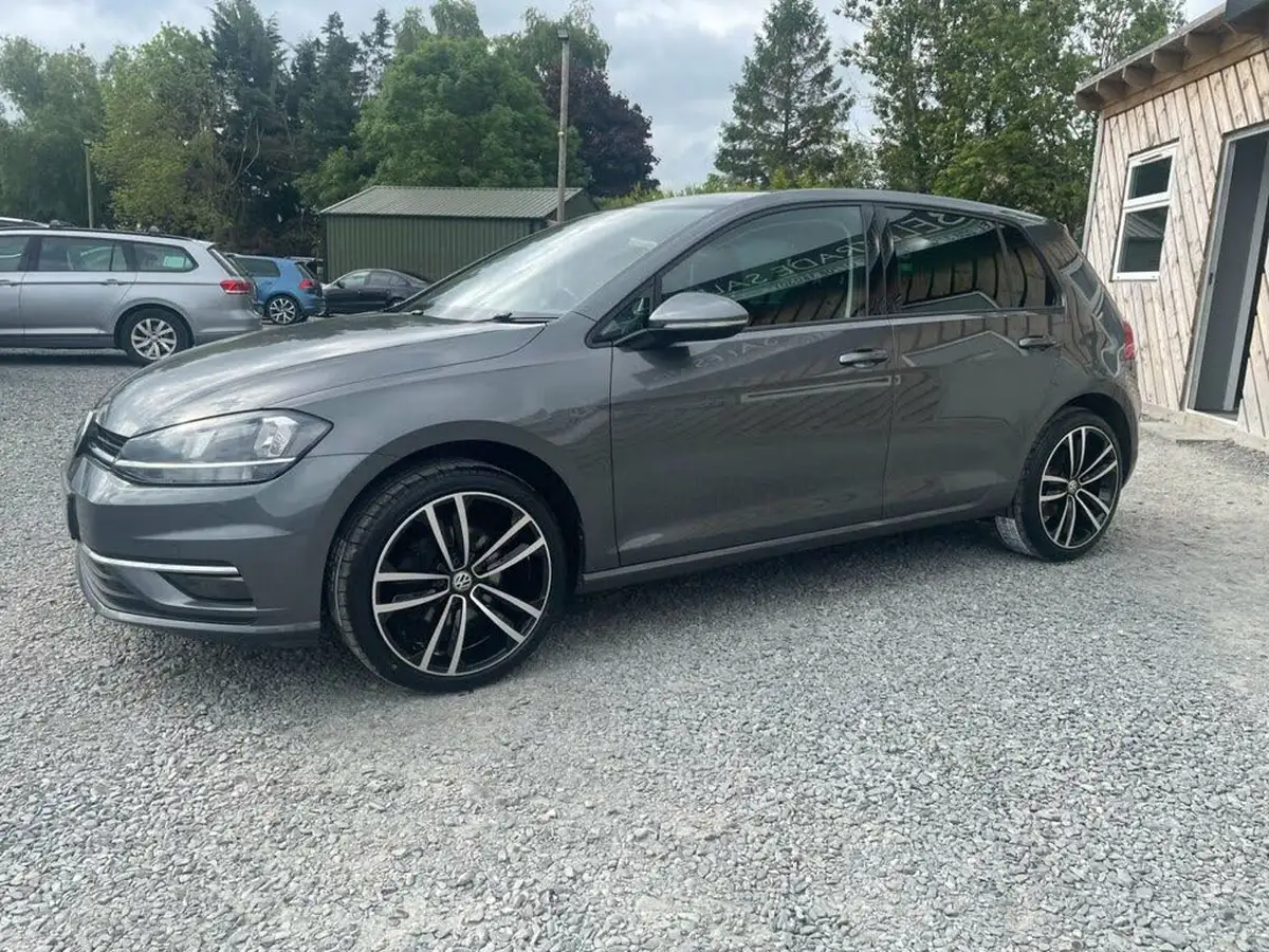 2019-volkswagen-golf-16tdi-match-hatchback-5d-big-2