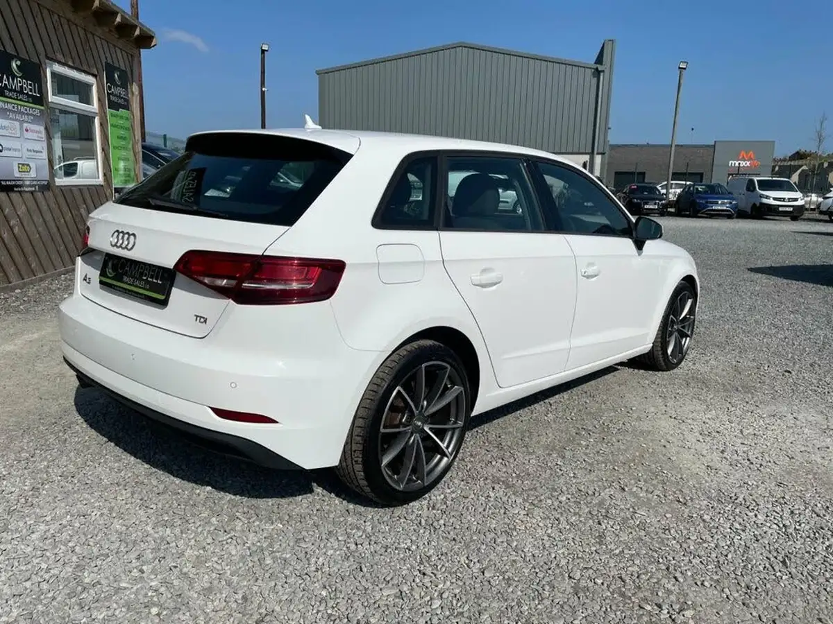 2016-audi-a3-16tdi-se-technik-110ps-nav-ss-sportback-5d-big-4