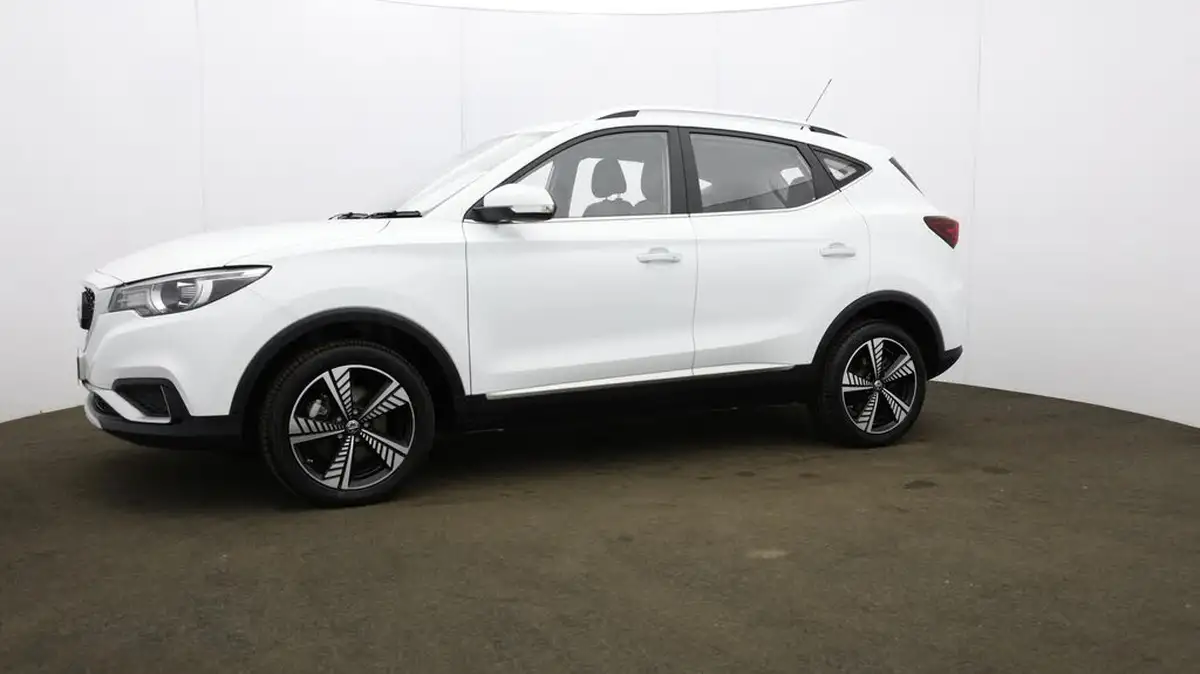 2021-mg-zs-suv-e-exclusive-ev-big-26
