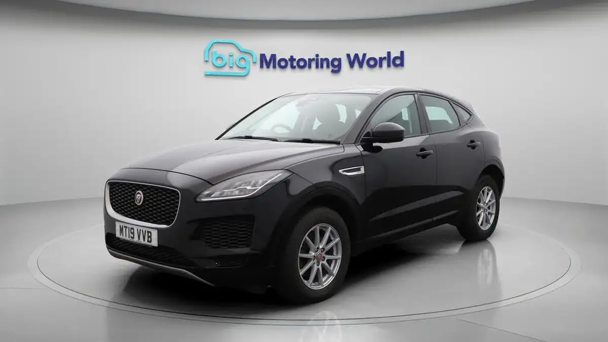 2019-jaguar-e-pace-20-i4d-150ps-big-2