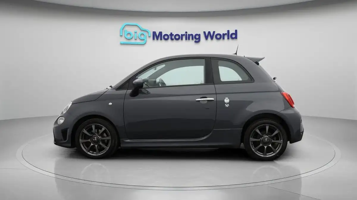 2019-abarth-595-14-tjet-big-3
