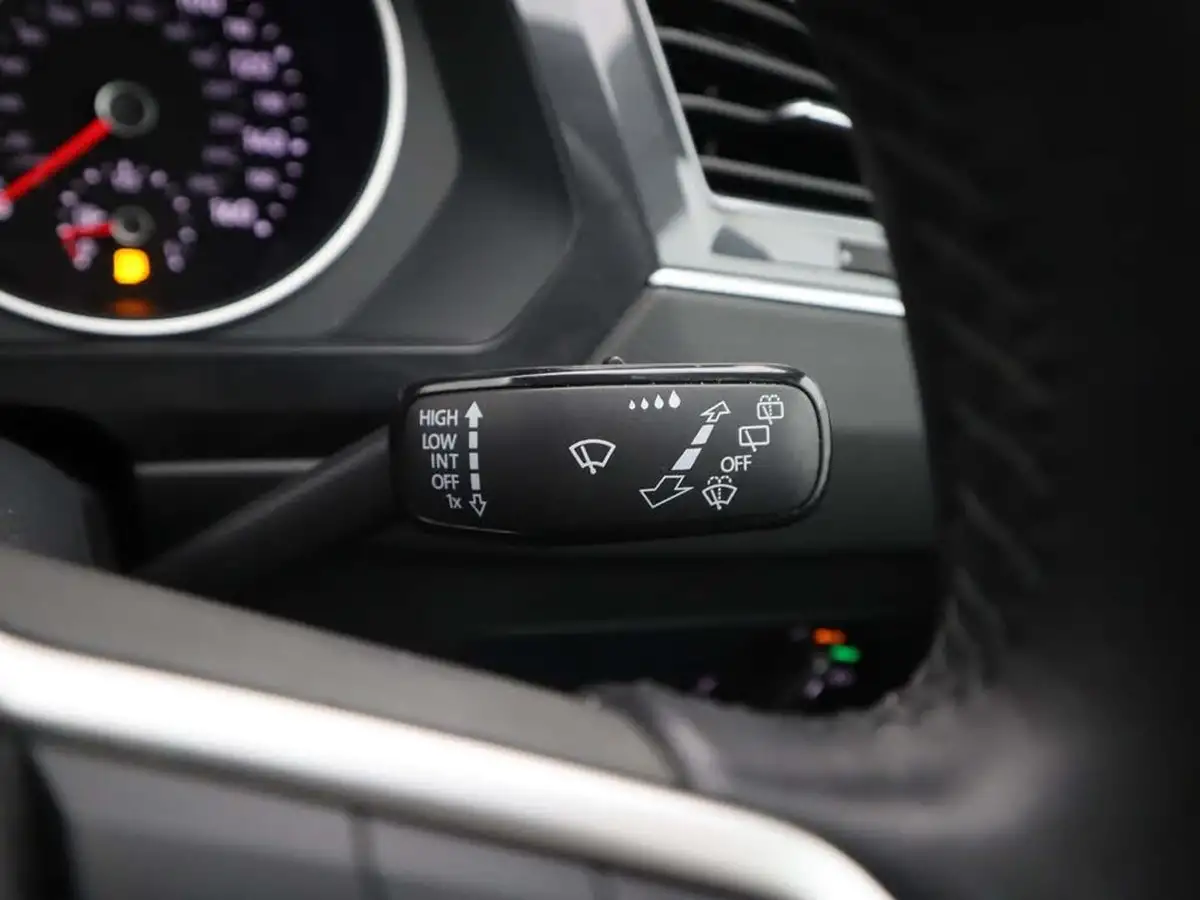2021-volkswagen-tiguan-15-tsi-life-150ps-big-35