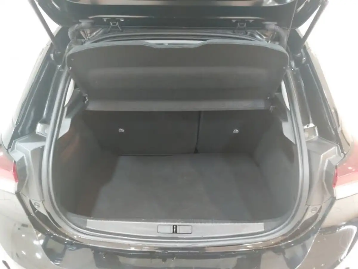 2022-vauxhall-corsa-12i-se-edition-big-7