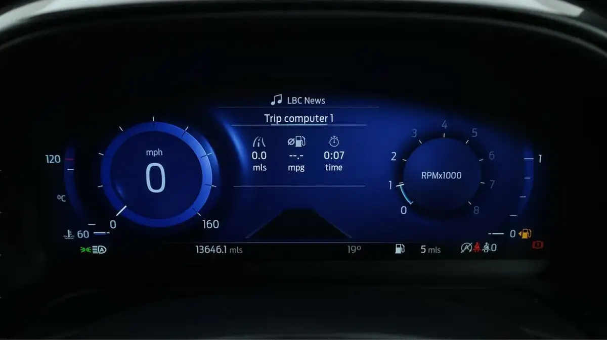 2022-ford-puma-suv-10-st-line-125ps-big-10