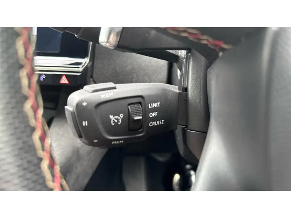 2019-ds-ds-7-crossback-20bluehdi-performance-line-big-24