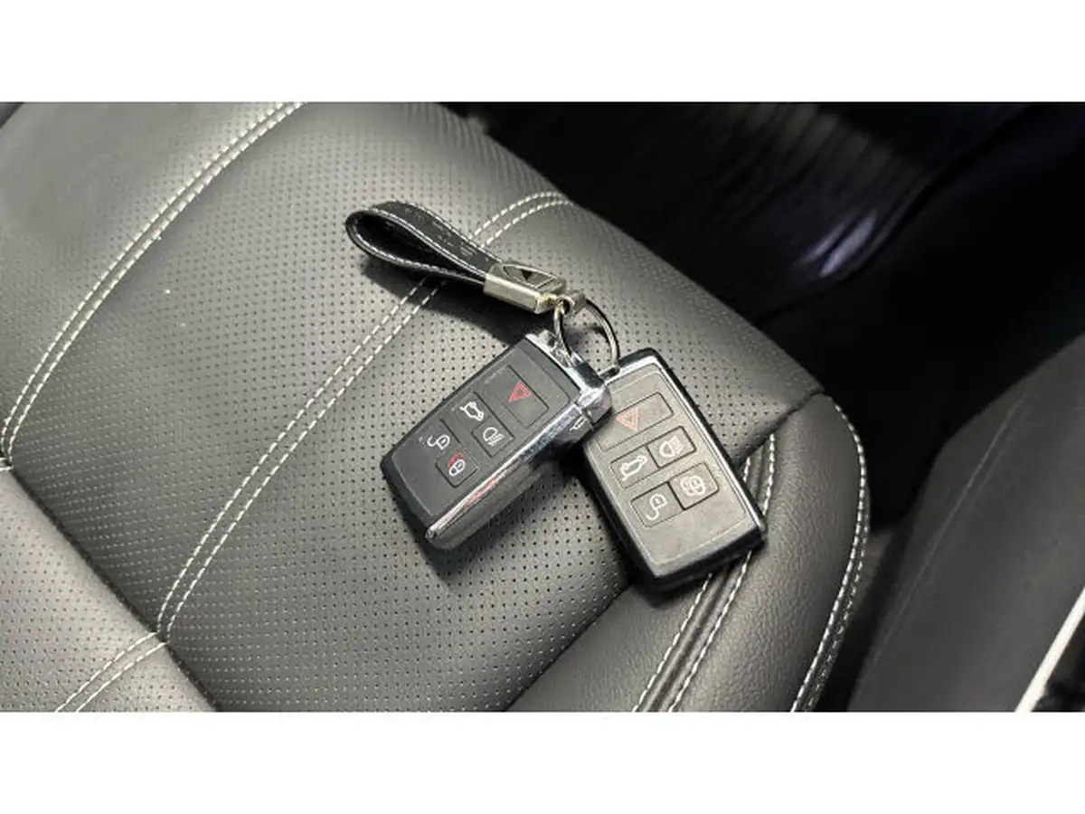 2023-land-rover-range-rover-velar-20-p250-velar-edition-big-19
