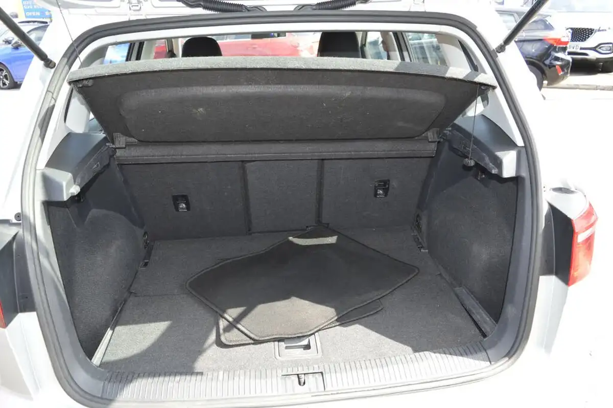 2014-volkswagen-golf-sv-12-tsi-s-110ps-big-8