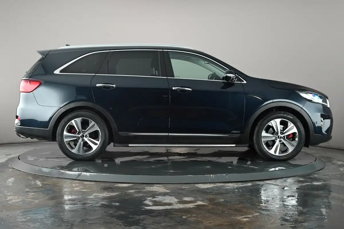 2019-kia-sorento-22-crdi-gt-line-s-big-2