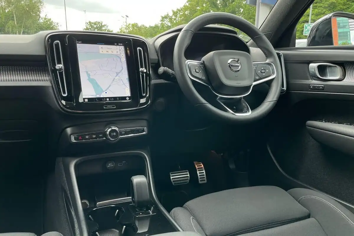 2022-volvo-xc40-e-recharge-plus-228bhp-big-33