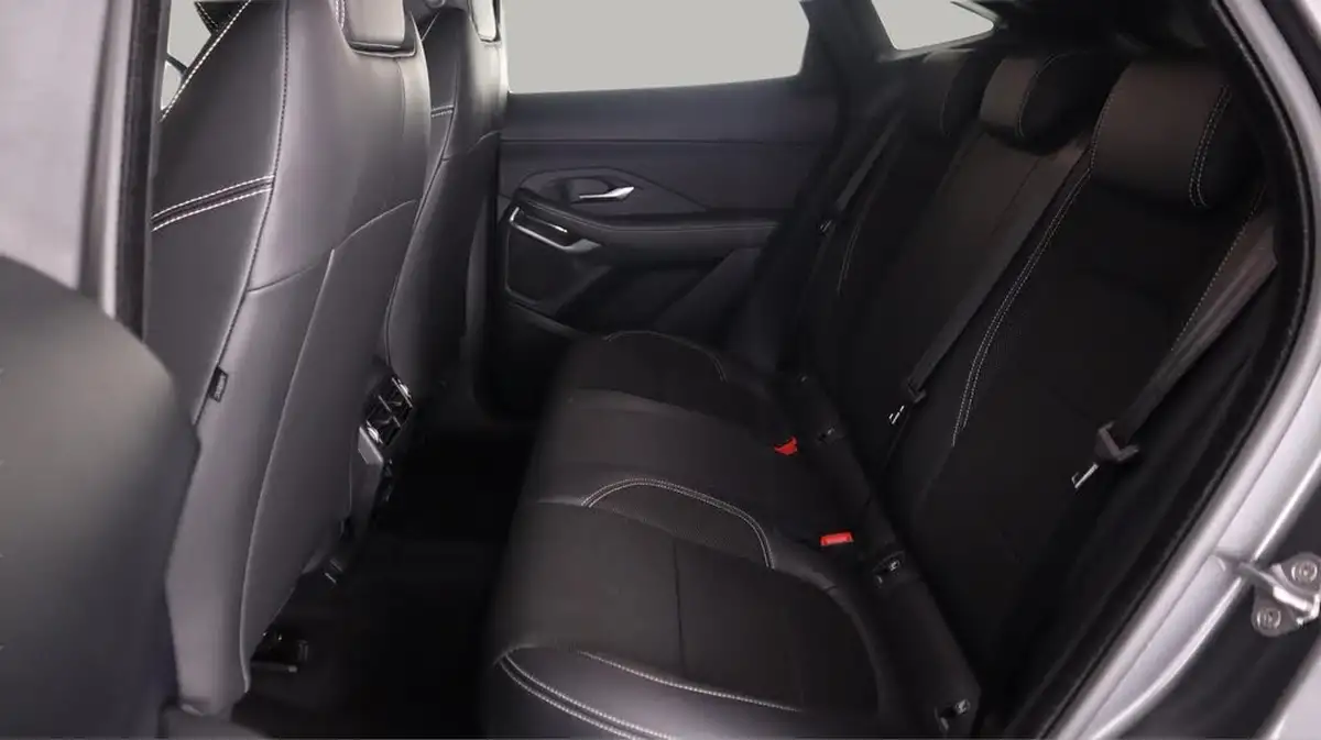 2019-jaguar-e-pace-20-i4d-r-dynamic-150ps-big-21